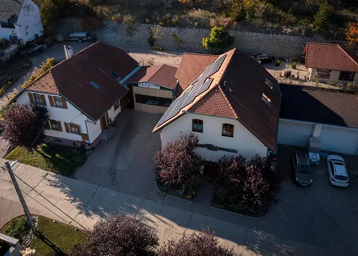 Sarosdi Pince Es Panzio Szekszárd